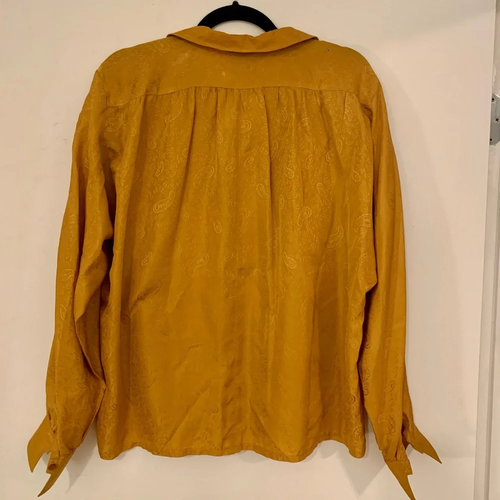 Vintage Reine Seide Gold Button Blouse, Size 42 - Picture 2 of 10